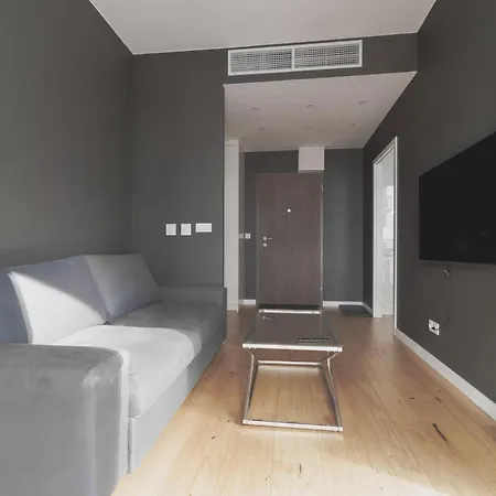 Wola Tower - 2-room And Free Parking Warsaw