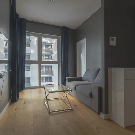 Apartment Wola Tower - 2-room And Free Parking Warsaw